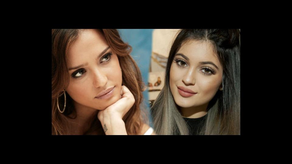 Nicka Kylie Jenner se dobře zviditelnila na slavné Jessice Albě.
